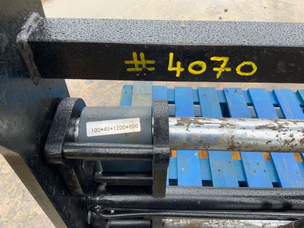 JCB TELEPORTER FORK POSITIONER CARRIAGE...4070 382249144