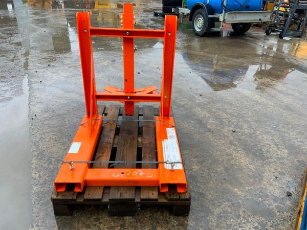 INVICTA 1RG-1 OIL DRUM LIFTING  ATTACHMENT....2073 382254128