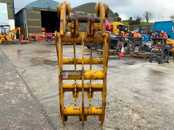 7 TYNE MANUAL GRAPPLE...80mm PINS.......2132a. 382352824
