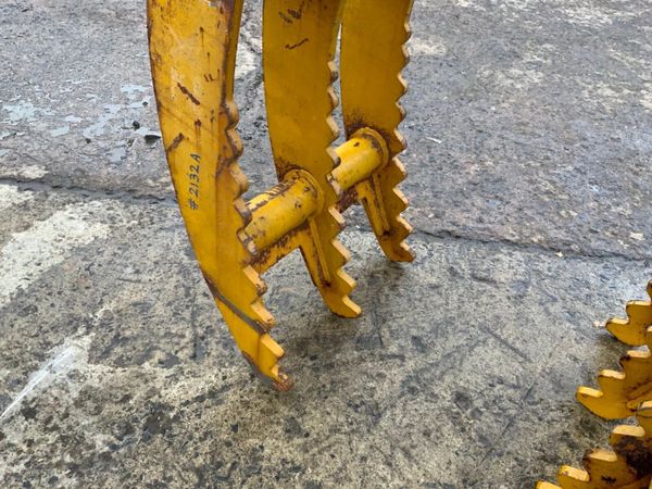 7 TYNE MANUAL GRAPPLE...80mm PINS.......2132a. 382352826