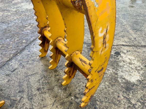 7 TYNE MANUAL GRAPPLE...80mm PINS.......2132a. 382352827