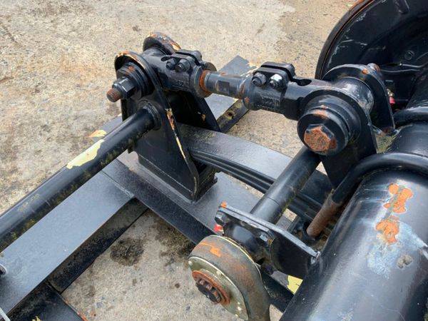 UNUSED GRANNING AXLE ASSEMBLY...........5651. 382359744