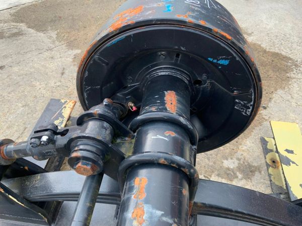 UNUSED GRANNING AXLE ASSEMBLY...........5651. 382359752