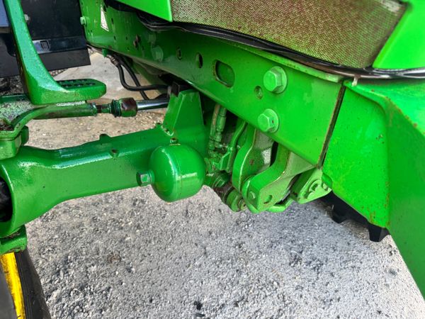 2013 John Deere 6125R 382384137