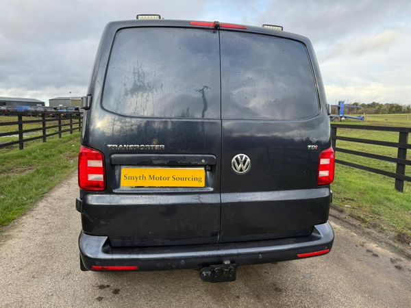 171 Volkswagen Transporter 150bhp NO VAT***** 382392592