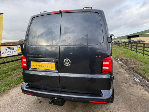 171 Volkswagen Transporter 150bhp NO VAT***** 382392603