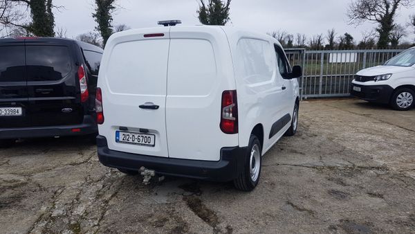 Peugeot Partner 212D LOW KM VAT INVOICE 382320979