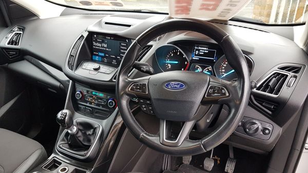 FORD KUGA CREWCAB TOP SPECK 120BHP VAT INVOICE 382321849