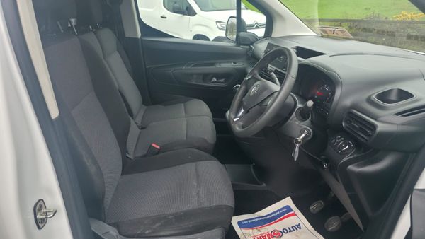 Opel Combo 2021 382323783