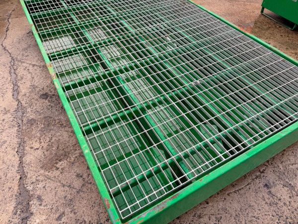 LARGE DRIP SPILL BUND TRAY IBC WASTE ....1656T 382330020