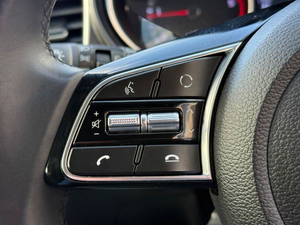 Now Reserved!Excellent Condition 211 Kia Ceed Van! 382440256