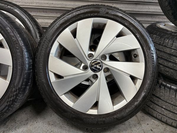 17” Volkswagen Golf Alloys 382471099