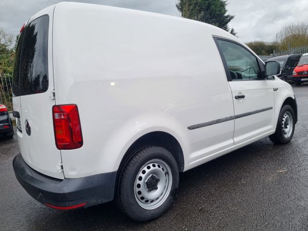 Only 85klm Volkswagen Caddy 382487589