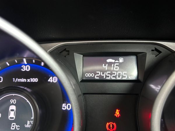 141 HYUNDAI ix35 COMMERCIAL VAN 382495276