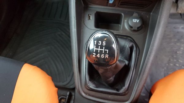 Ford Courier TRENDLINE 182D NO VAT 382495344