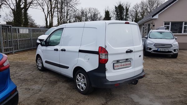 Ford Courier TRENDLINE 182D NO VAT 382495347