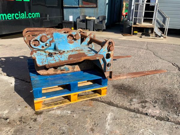 CONQUIP PALLET FORKS......65/80mm PINS.......797v. 382412068