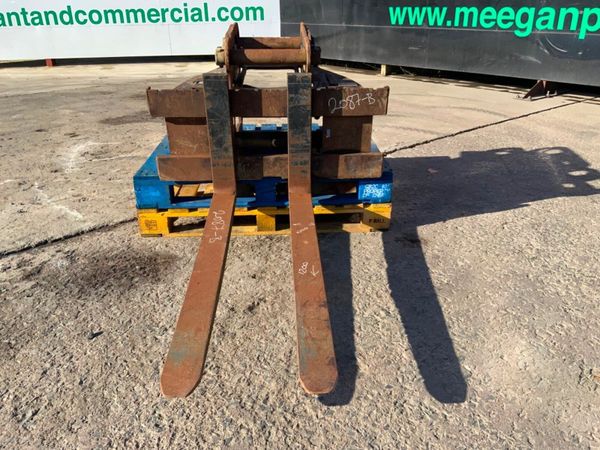 DROMONE PALLET FORKS.....65mm PINS........2087-b. 382412030