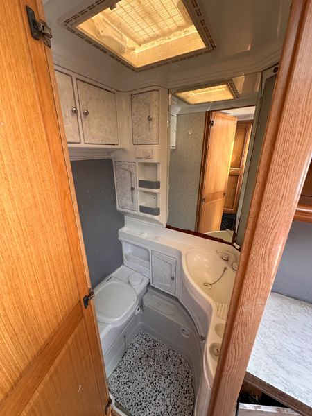 ✨BARGAIN HOBBY PRESTIGE 4 BERTH✨ 382419729