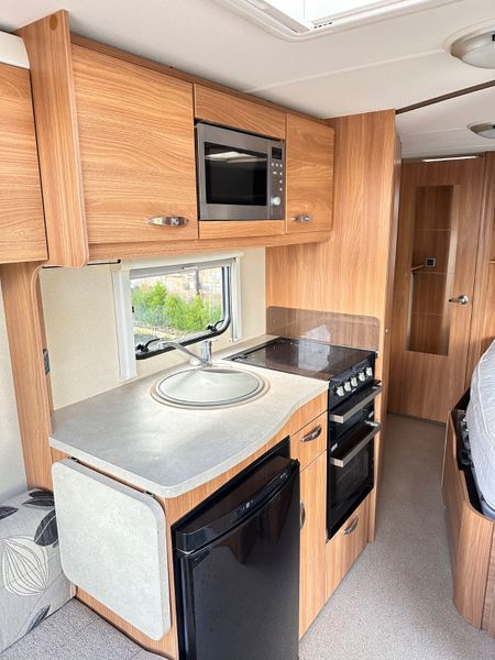 ✨STUNNING SWIFT LIFESTLYE 4 BERTH FIXED BED✨ 382427668