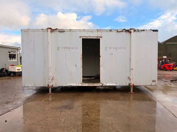 Damaged site office cabin 20 x 9 382540606