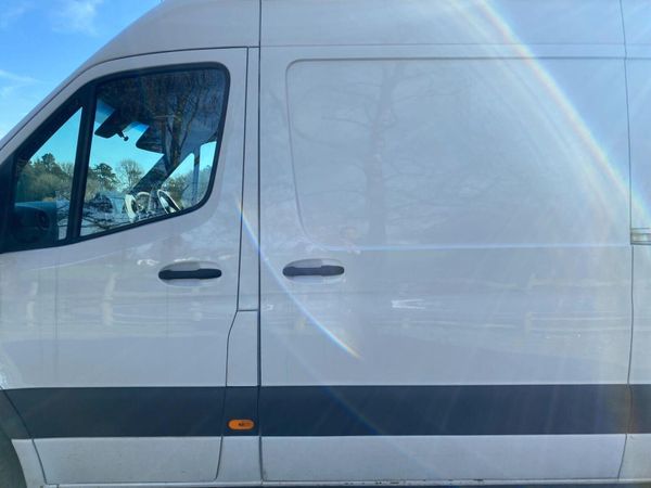 Mercedes-Benz Sprinter 2023 382588589