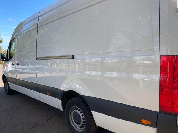 Mercedes-Benz Sprinter 2023 382588590