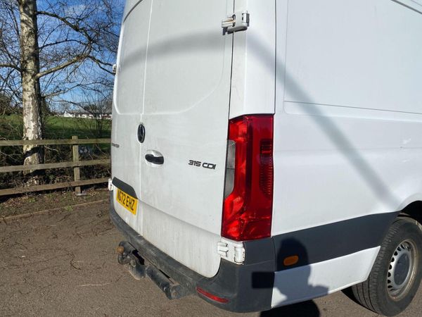 Mercedes-Benz Sprinter 2023 382588591