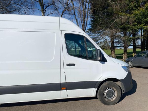 Mercedes-Benz Sprinter 2023 382588596