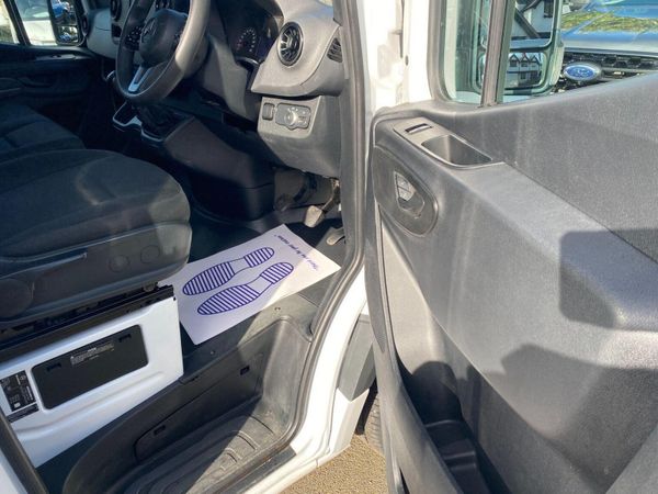 Mercedes-Benz Sprinter 2023 382588602