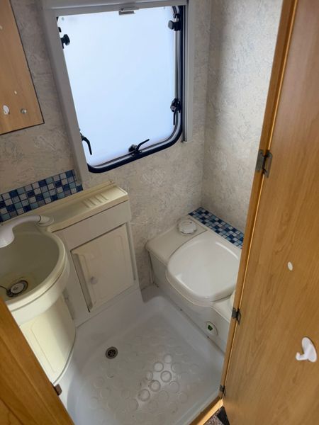 ✨STUNNING LUNAR ZENITH 6 BERTH✨ 382512896