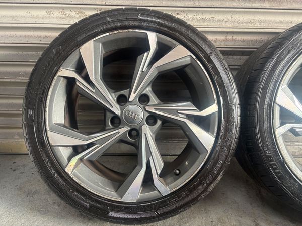 Audi A3 S-Line Alloys 18” 382513977