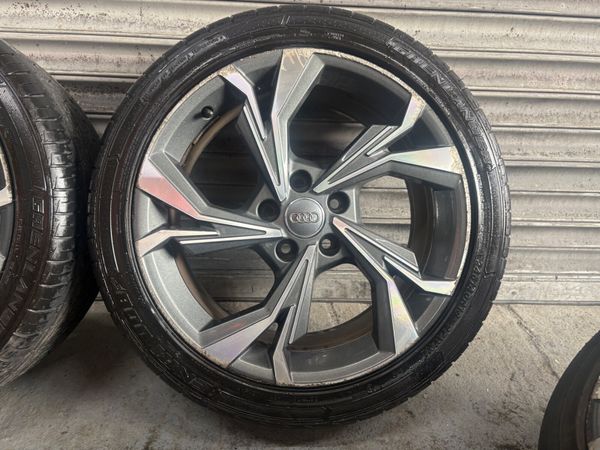 Audi A3 S-Line Alloys 18” 382513987