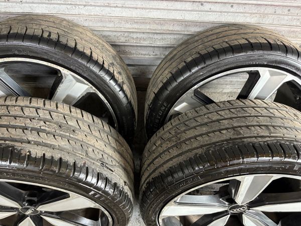 Audi RS5 Style 21” Alloys 382514045