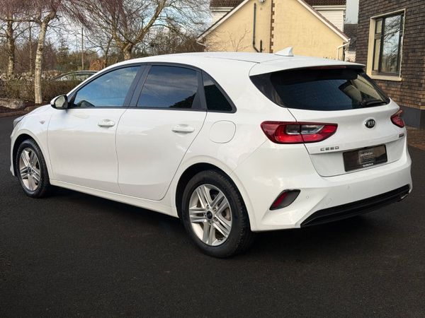 Now Reserved!Excellent Condition 211 Kia Ceed Van! 382521454