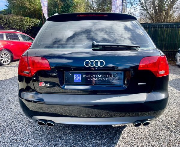 05 Audi S4 4.2 Quattro v8 382526351