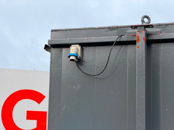 20ft SITE OFFICE CABIN KITCHEN OPEN PLAN...1974 382531616