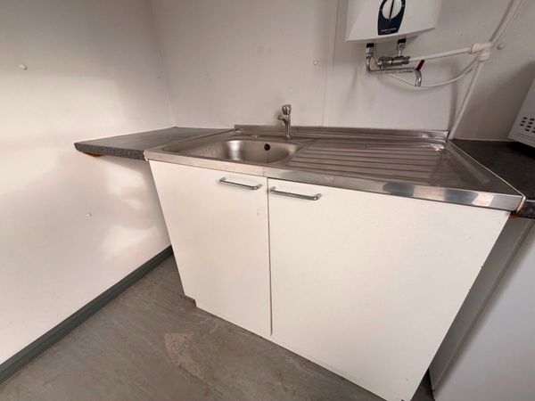 20ft SITE OFFICE CABIN KITCHEN OPEN PLAN...1974 382531627