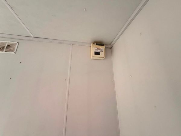 20ft SITE OFFICE CABIN KITCHEN OPEN PLAN...1974 382531634