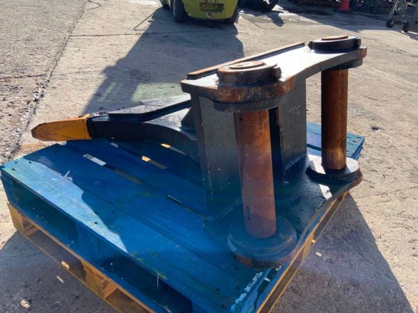 UNUSED RIPPER TOOTH....80mm PINS....2110t. 382531701