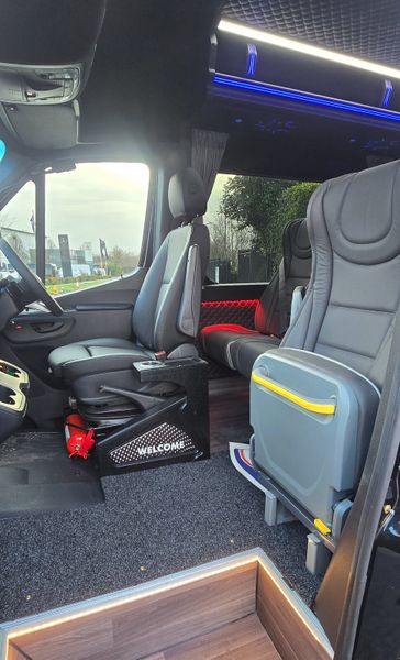 2026 Mercedes Sprinter M50 Tour Select 19+C+D 382532998