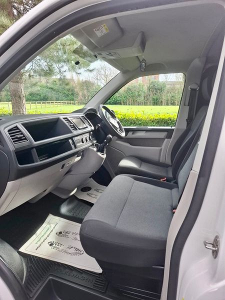 Volkswagen Transporter 2017 DOE 3/27 382535010