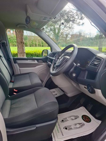 Volkswagen Transporter 2017 DOE 3/27 382535012