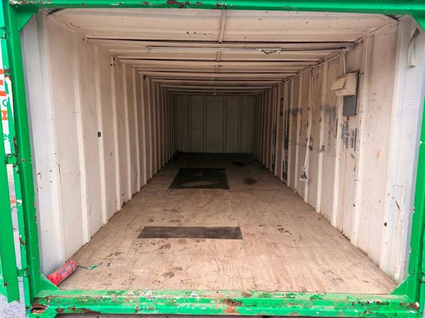 32 x 10 SITE STORAGE CONTAINER .....1940T 382669156