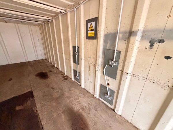 32 x 10 SITE STORAGE CONTAINER .....1940T 382669163