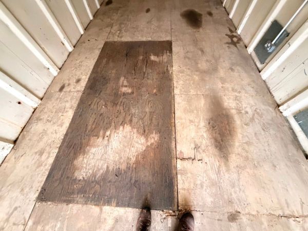 32 x 10 SITE STORAGE CONTAINER .....1940T 382669165