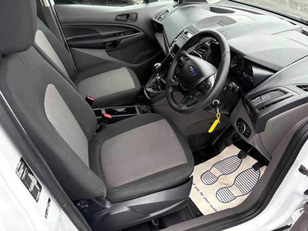 Ford Transit Connect 382687653