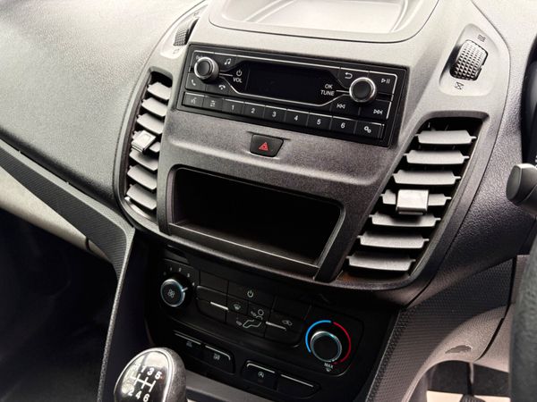 Ford Transit Connect 382687668