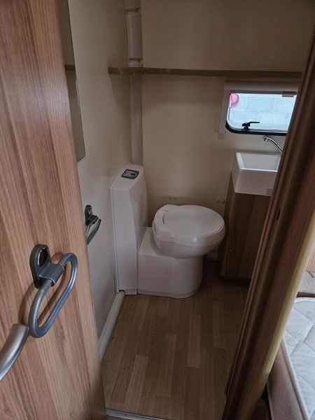 Caravan Bailey 4 Berth 2011 382741691