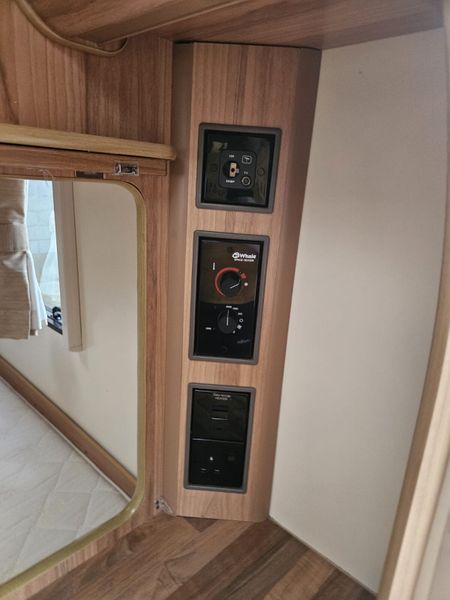 Caravan Bailey 4 Berth 2011 382741693